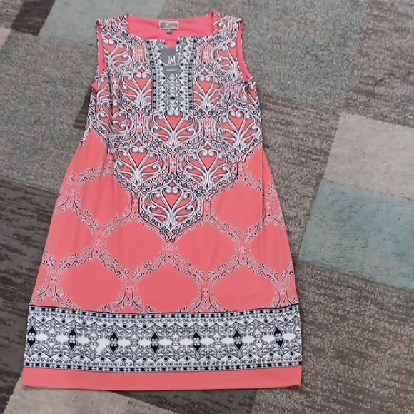 JM Collection Coral and Black Geometric Midi Dress - Picture 1 of 3